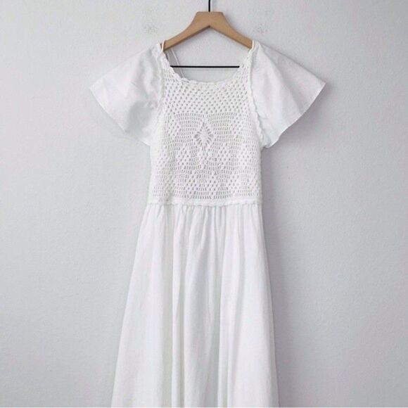 New! Zara Linen Crochet Bohemian Open Back Tiered Ruffle Sleeve White Maxi Dress - Picture 4 of 13